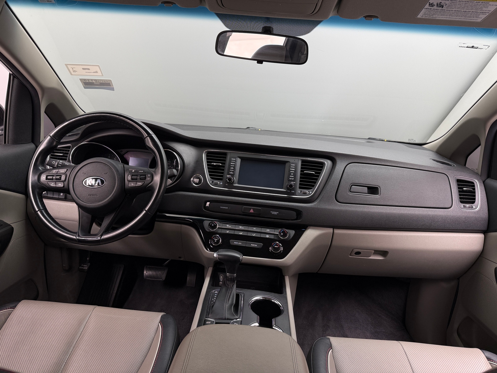 Thumbnail: 2019 Kia Sedona - 2