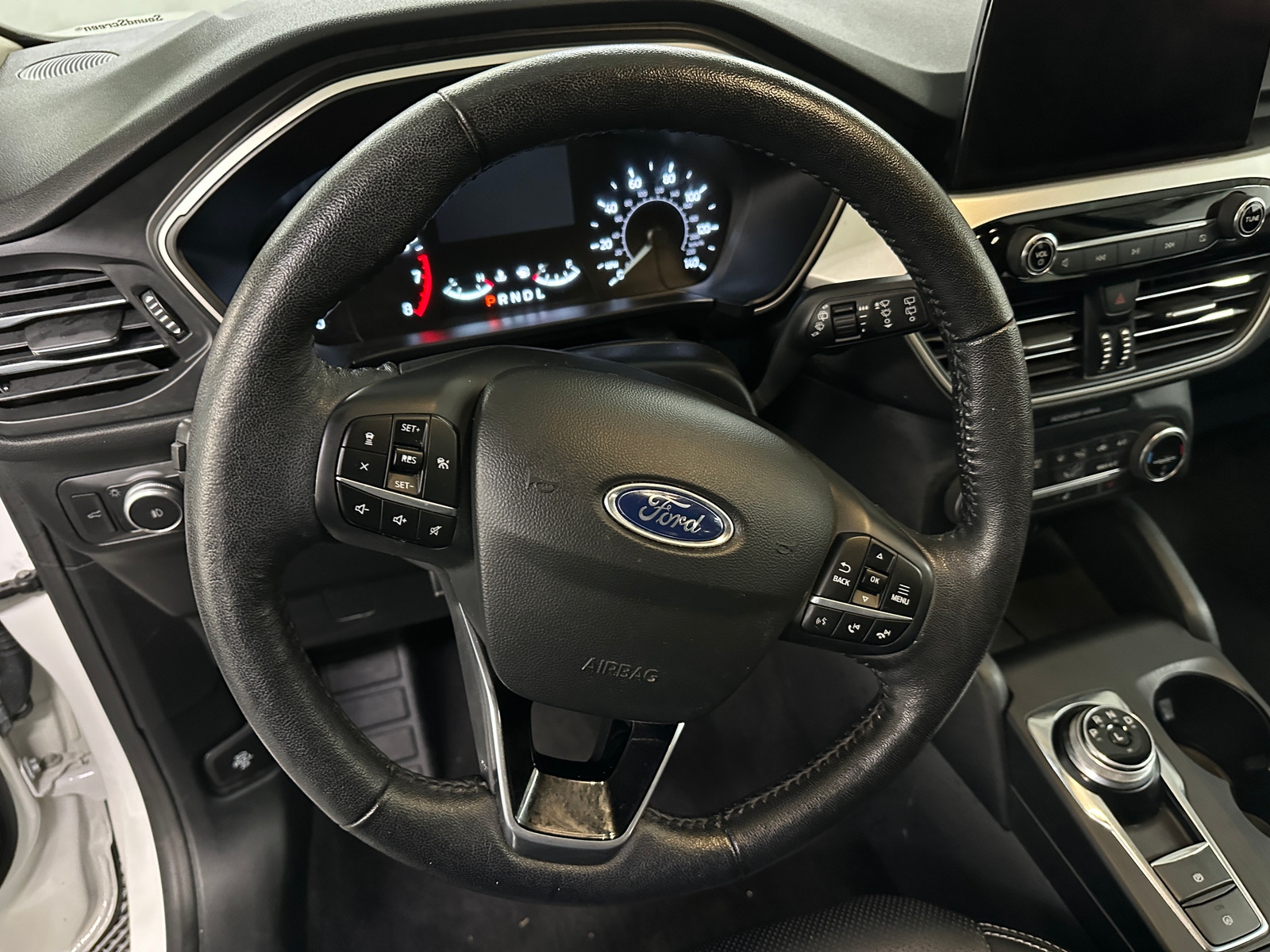 Thumbnail: 2020 Ford Escape - 4