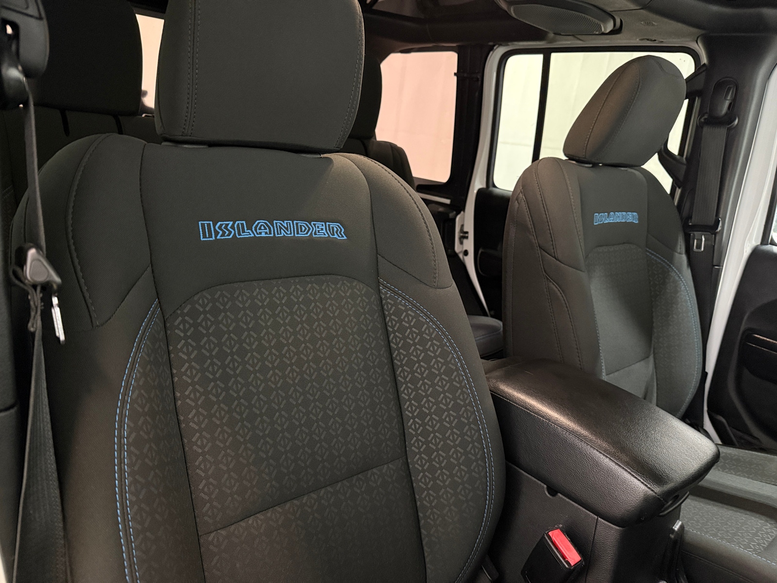 Thumbnail: 2021 Jeep Wrangler - 2