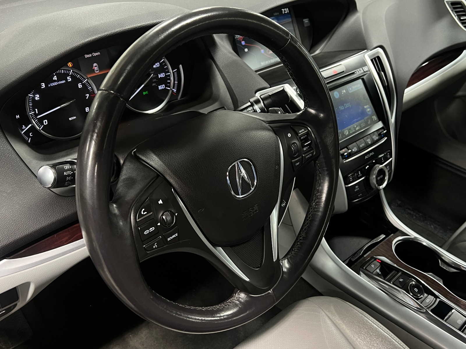 Thumbnail: 2017 Acura TLX - 4