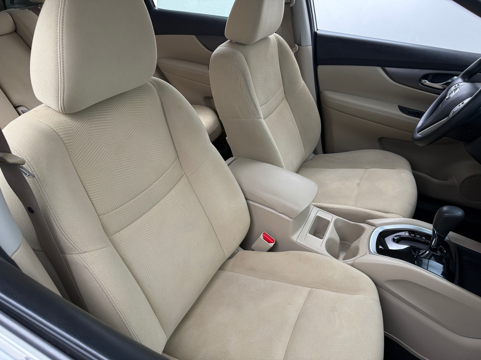 Thumbnail: 2016 Nissan Rogue - 2