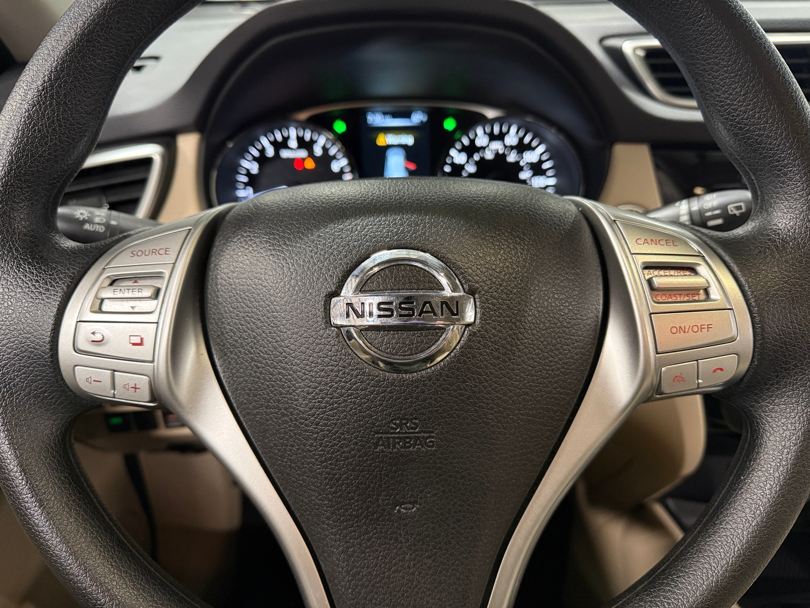 Thumbnail: 2016 Nissan Rogue - 5