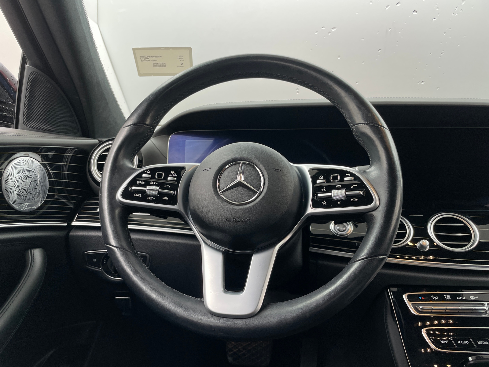 Thumbnail: 2020 Mercedes-Benz E-Class - 4