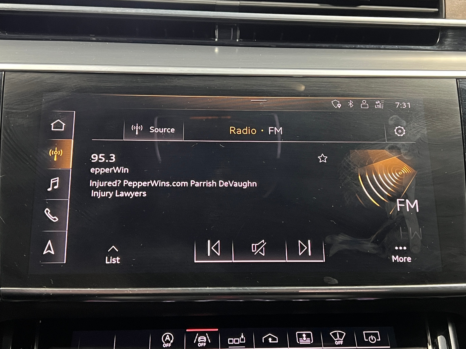 Thumbnail: 2019 Audi A8 - 3