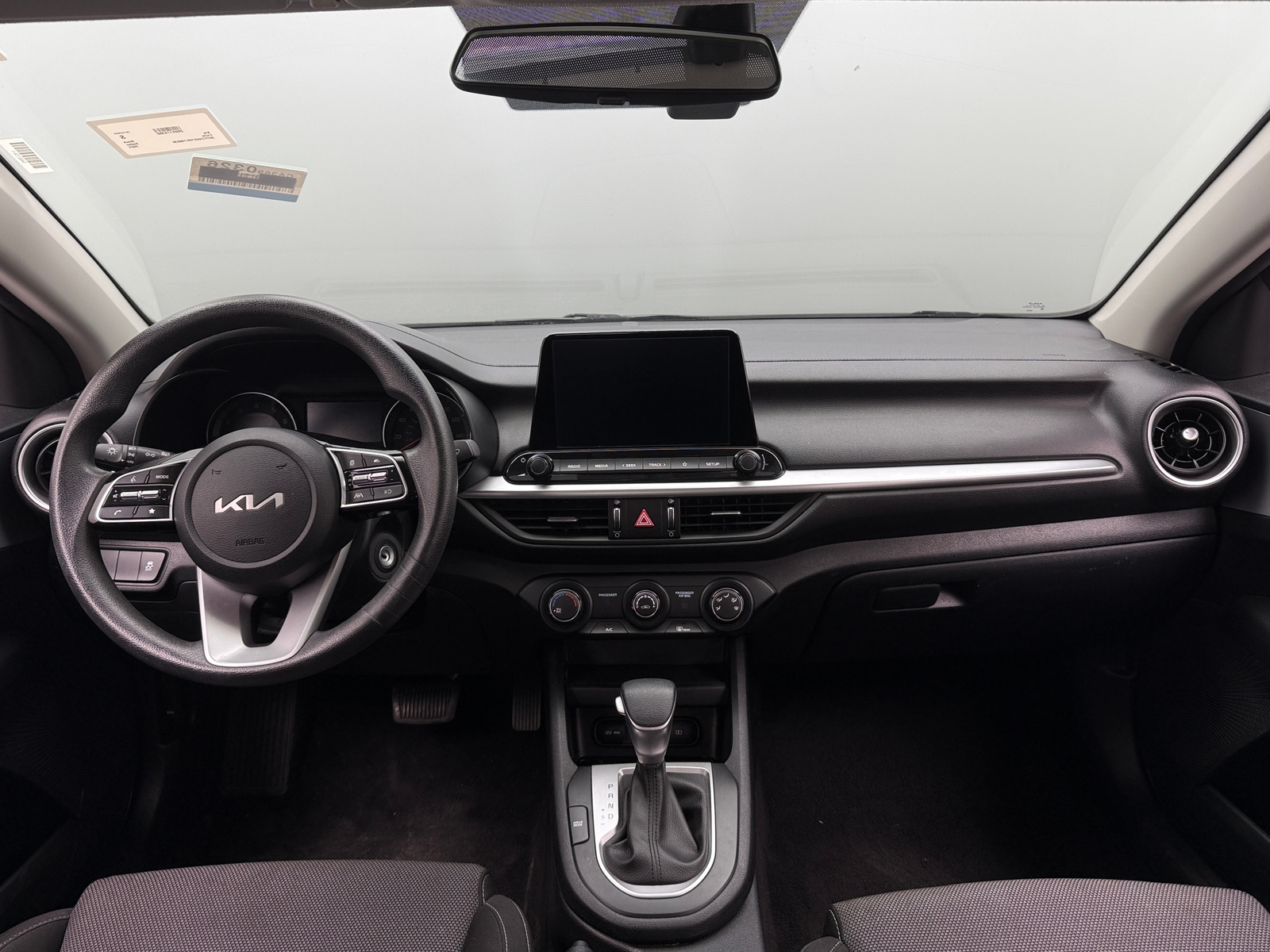 Thumbnail: 2024 Kia Forte - 3