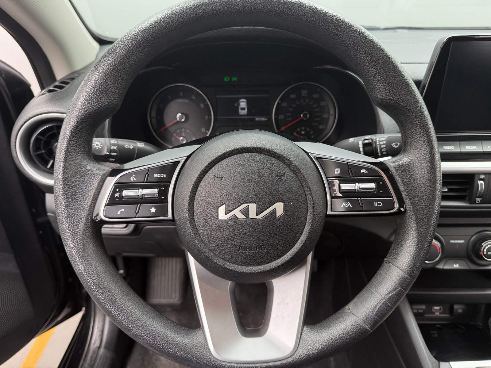 Thumbnail: 2024 Kia Forte - 5