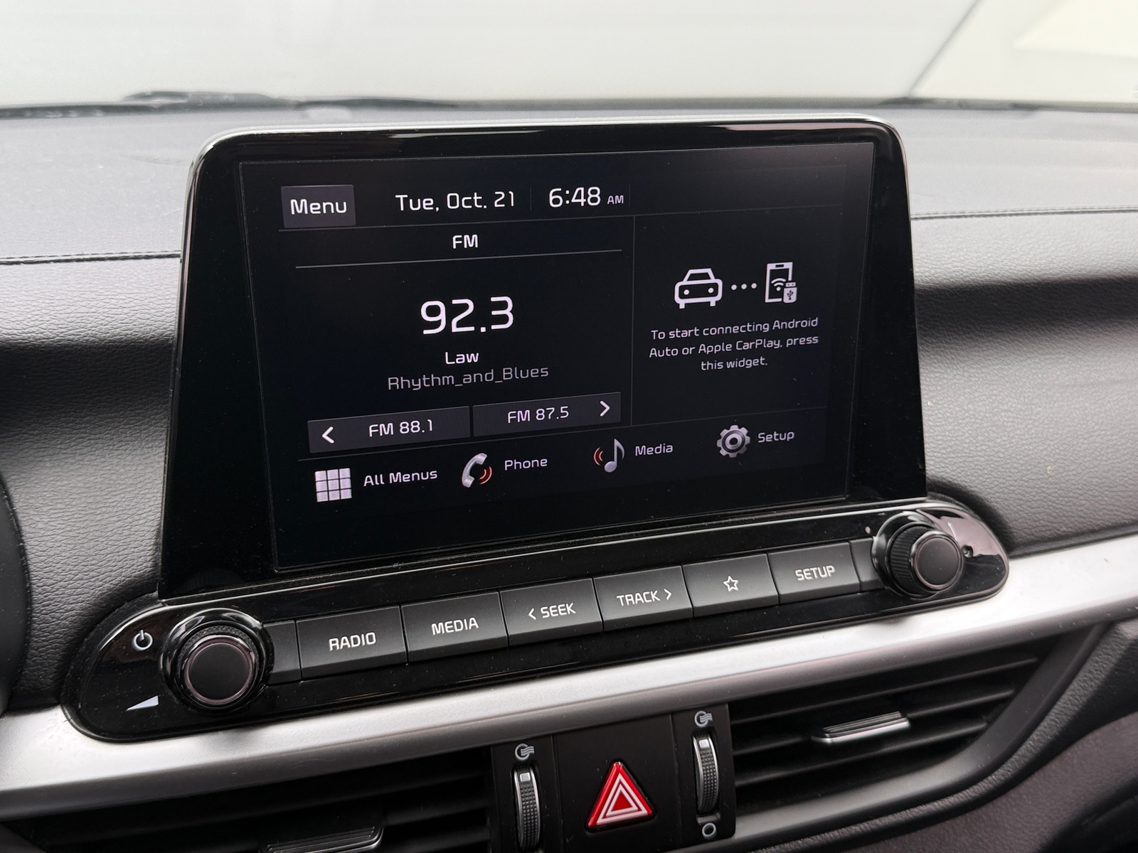 Thumbnail: 2024 Kia Forte - 4