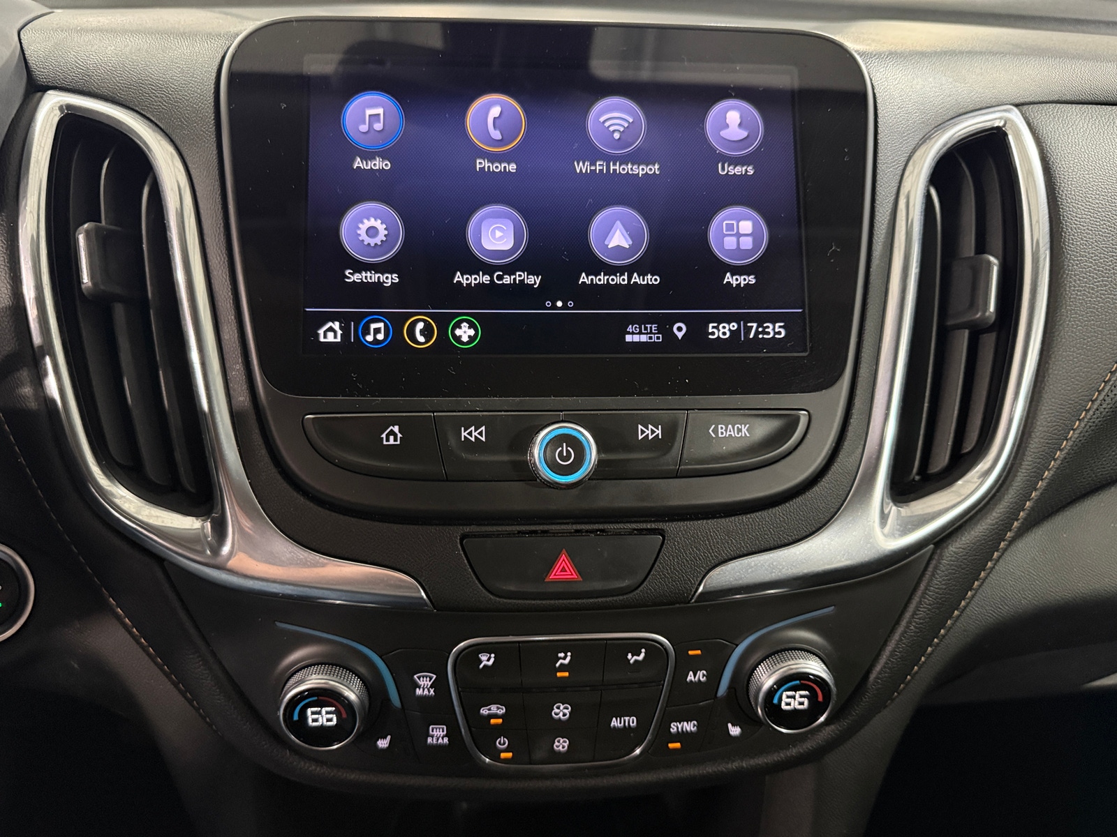 Thumbnail: 2020 Chevrolet Equinox - 3