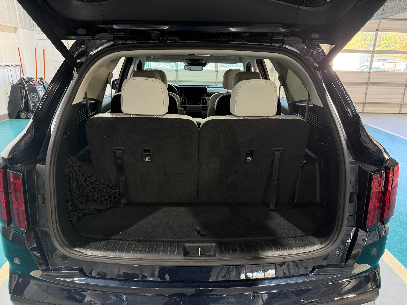 Thumbnail: 2022 Kia Sorento - 6