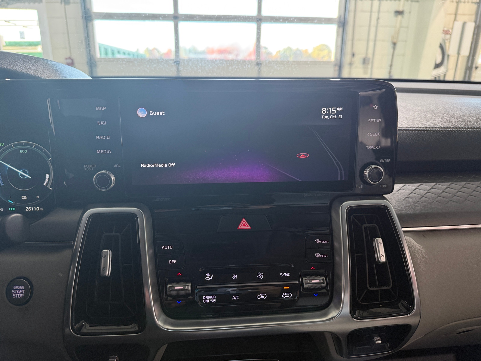 Thumbnail: 2022 Kia Sorento - 3