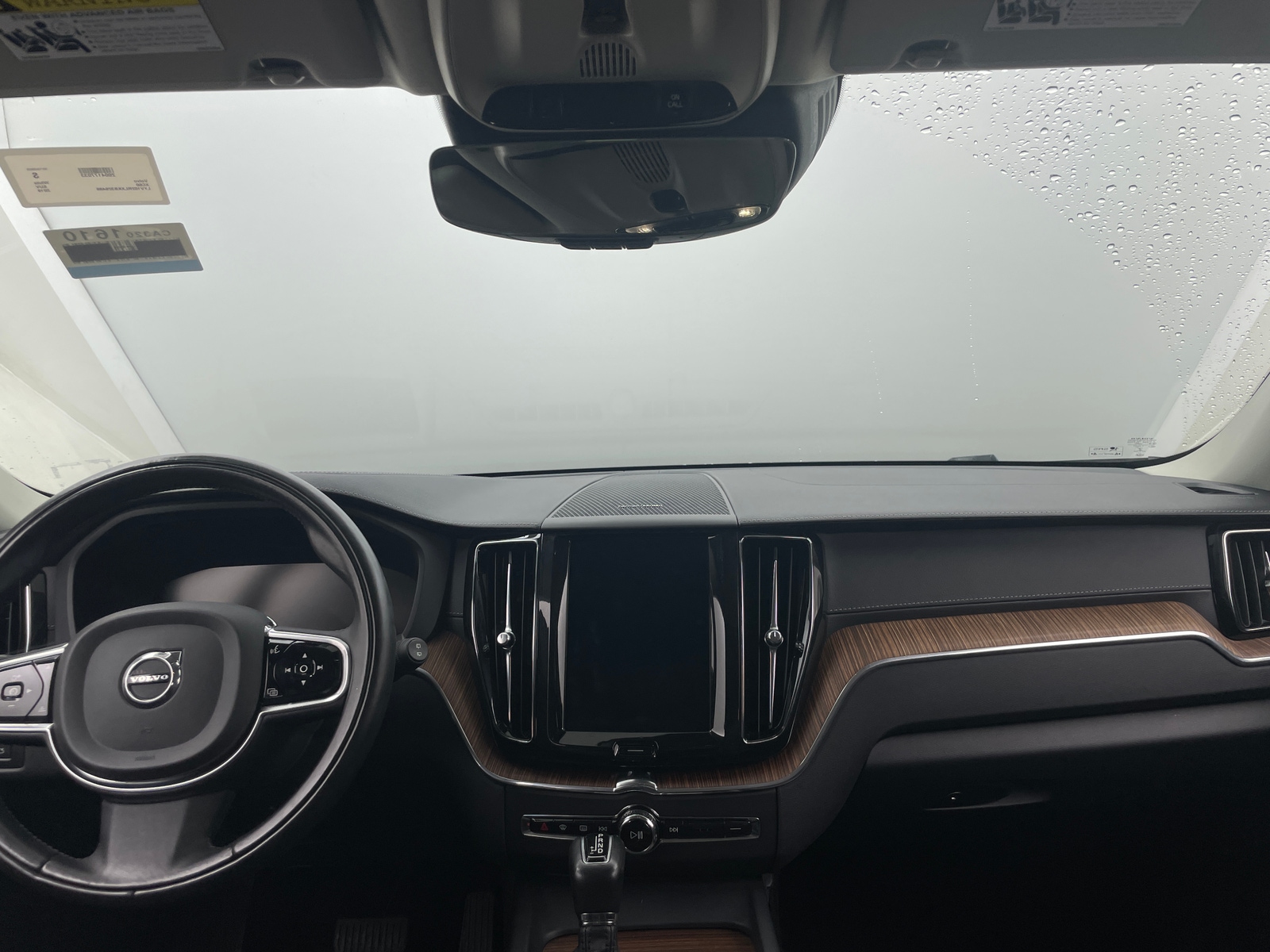 Thumbnail: 2019 Volvo XC60 - 2