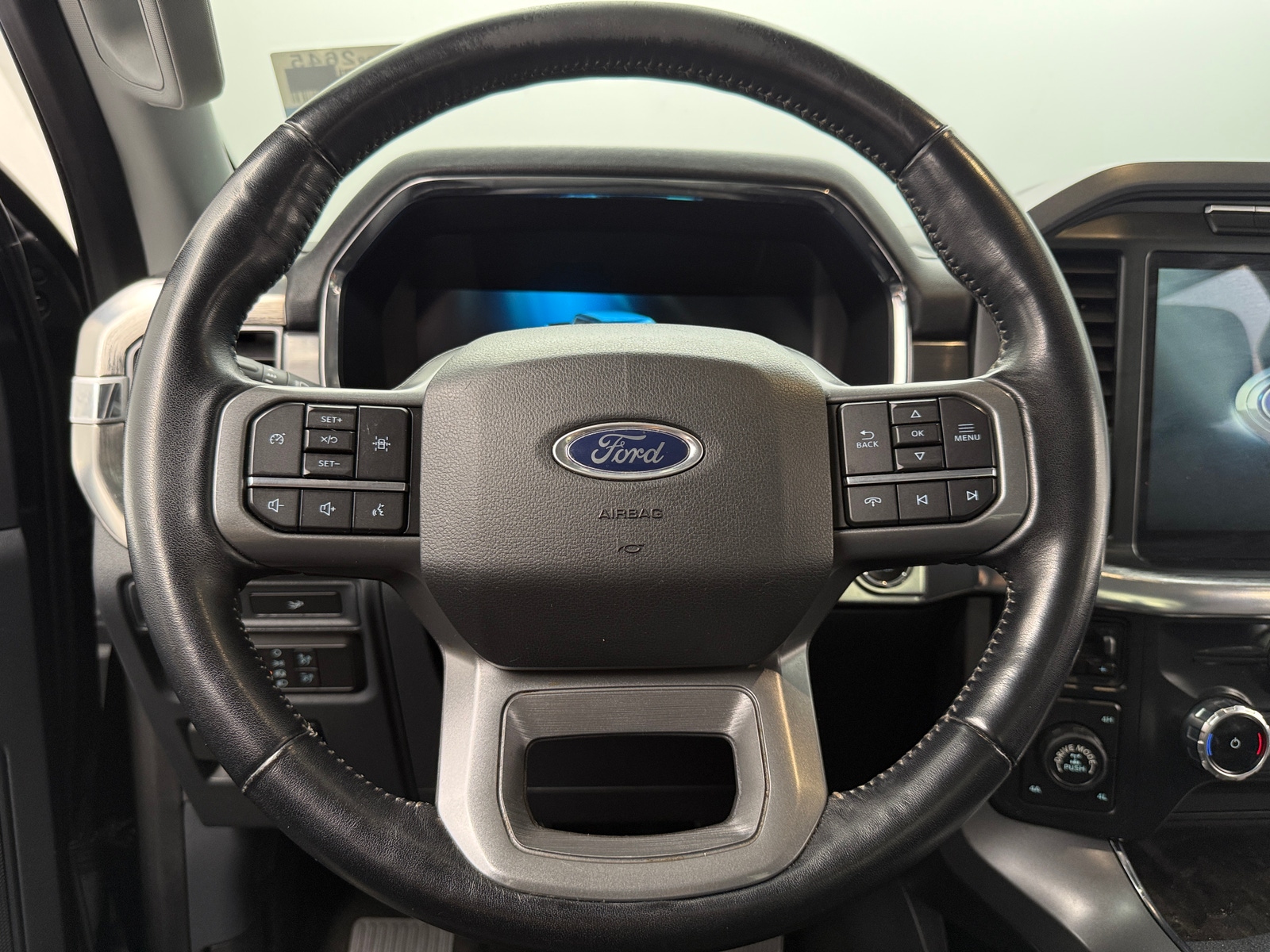 Thumbnail: 2022 Ford Econoline - 4