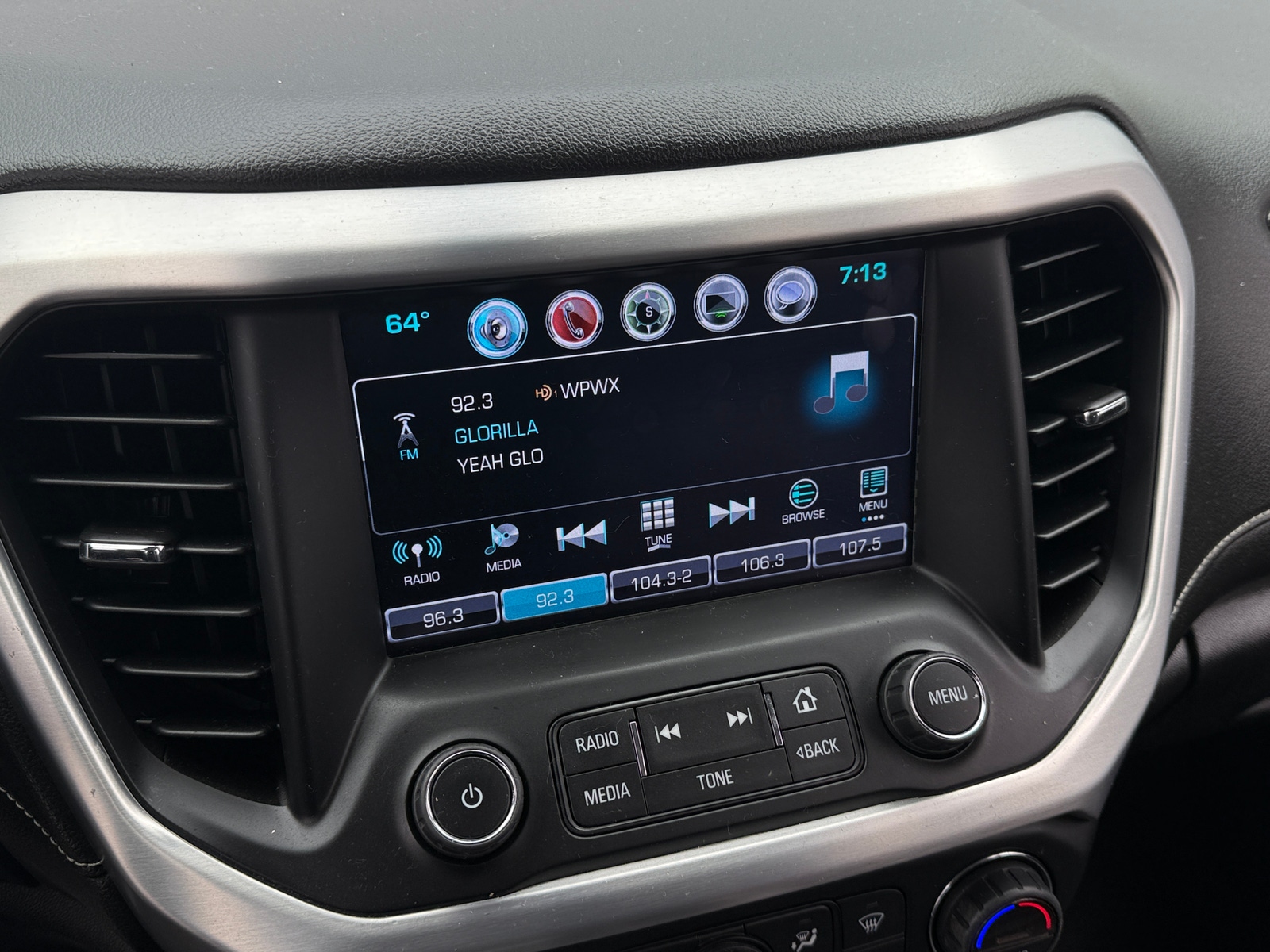 Thumbnail: 2017 GMC Acadia - 3