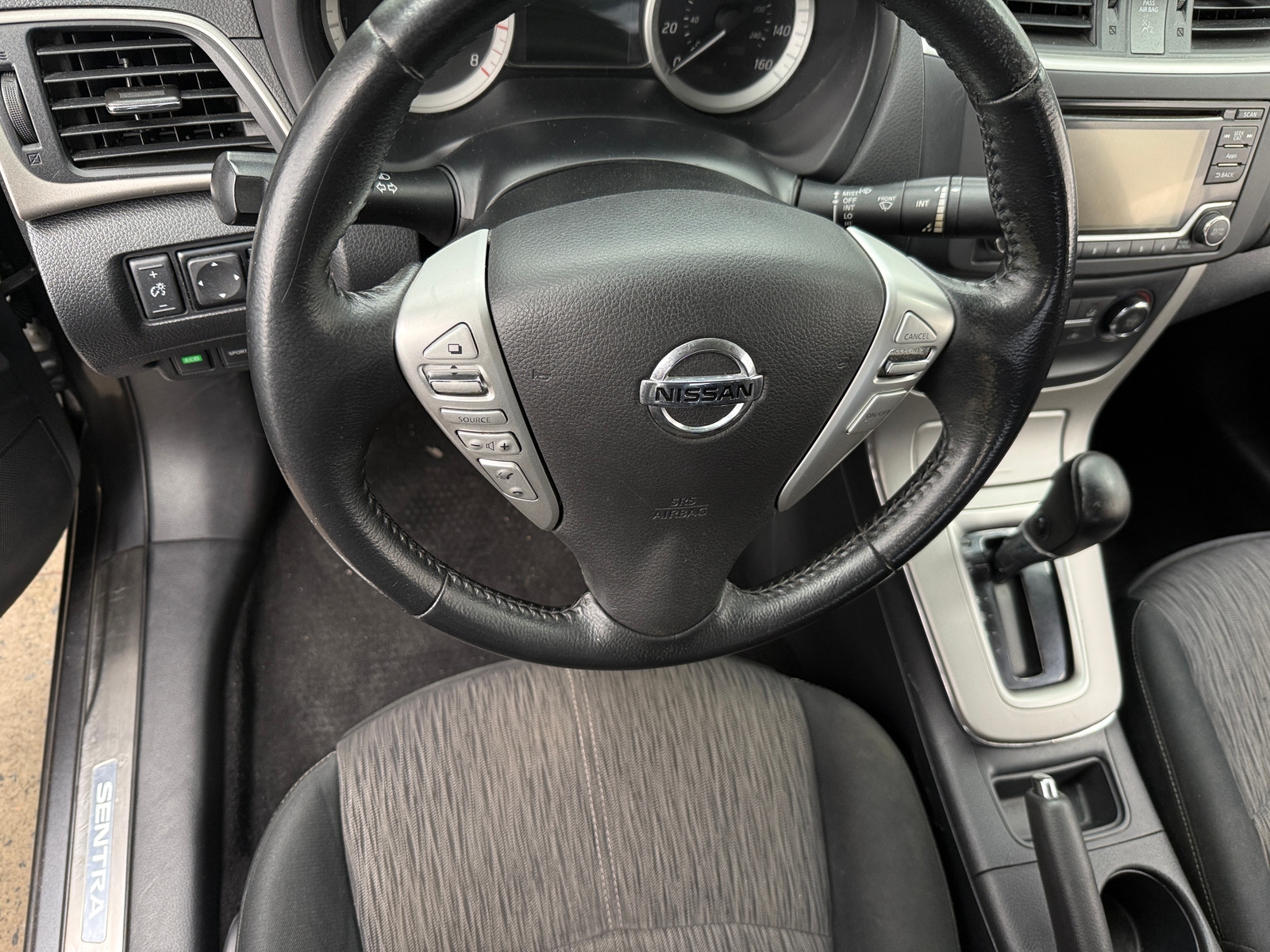 Thumbnail: 2015 Nissan Sentra - 5