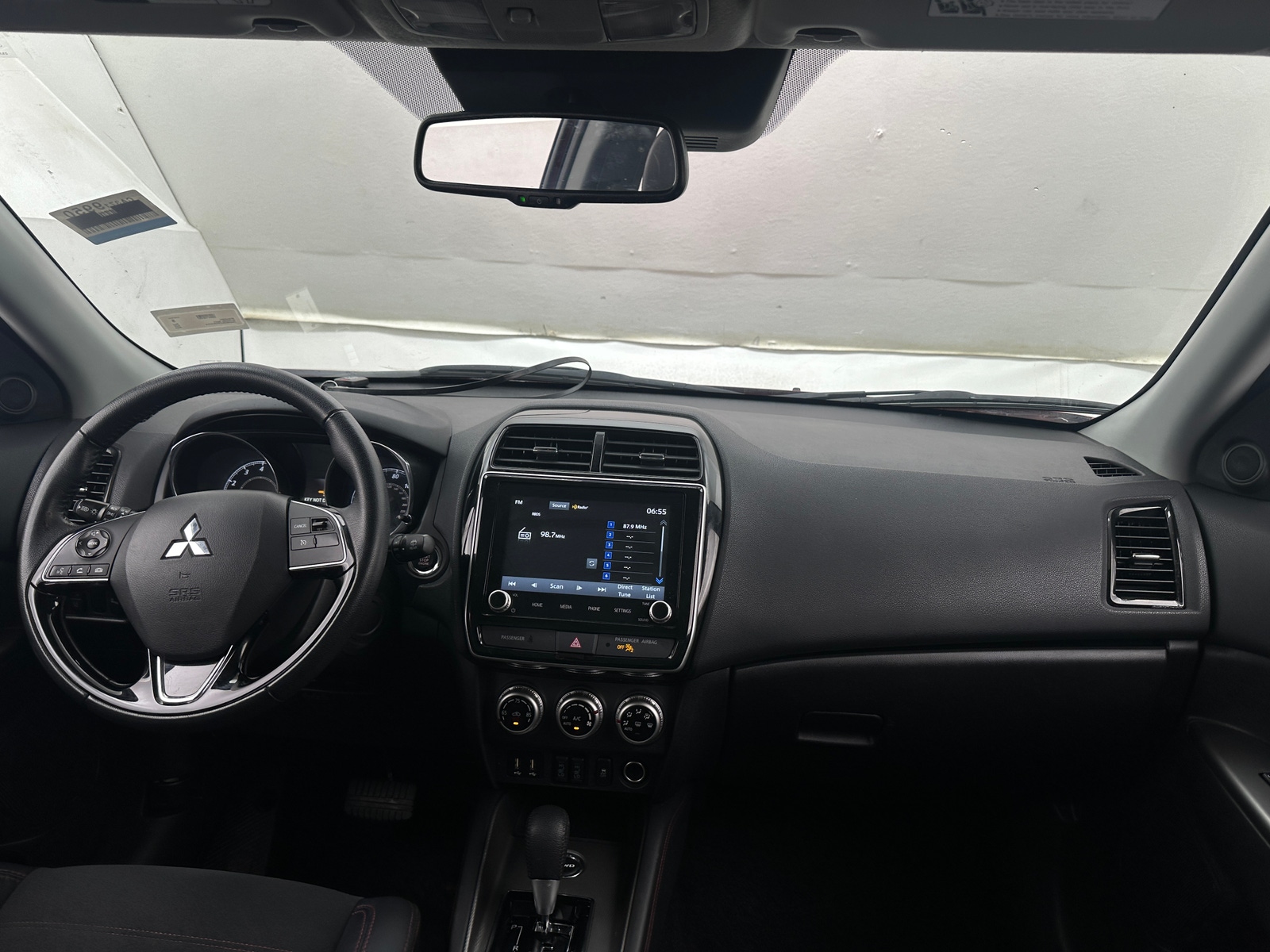 Thumbnail: 2023 Mitsubishi Outlander Sport - 2