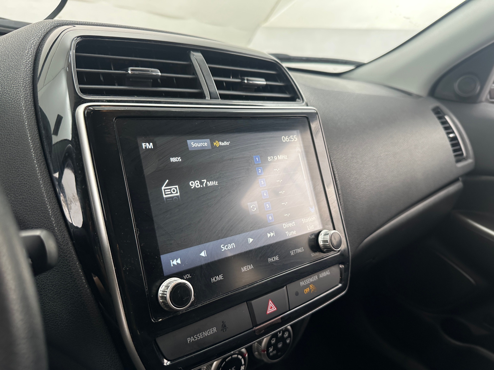 Thumbnail: 2023 Mitsubishi Outlander Sport - 3