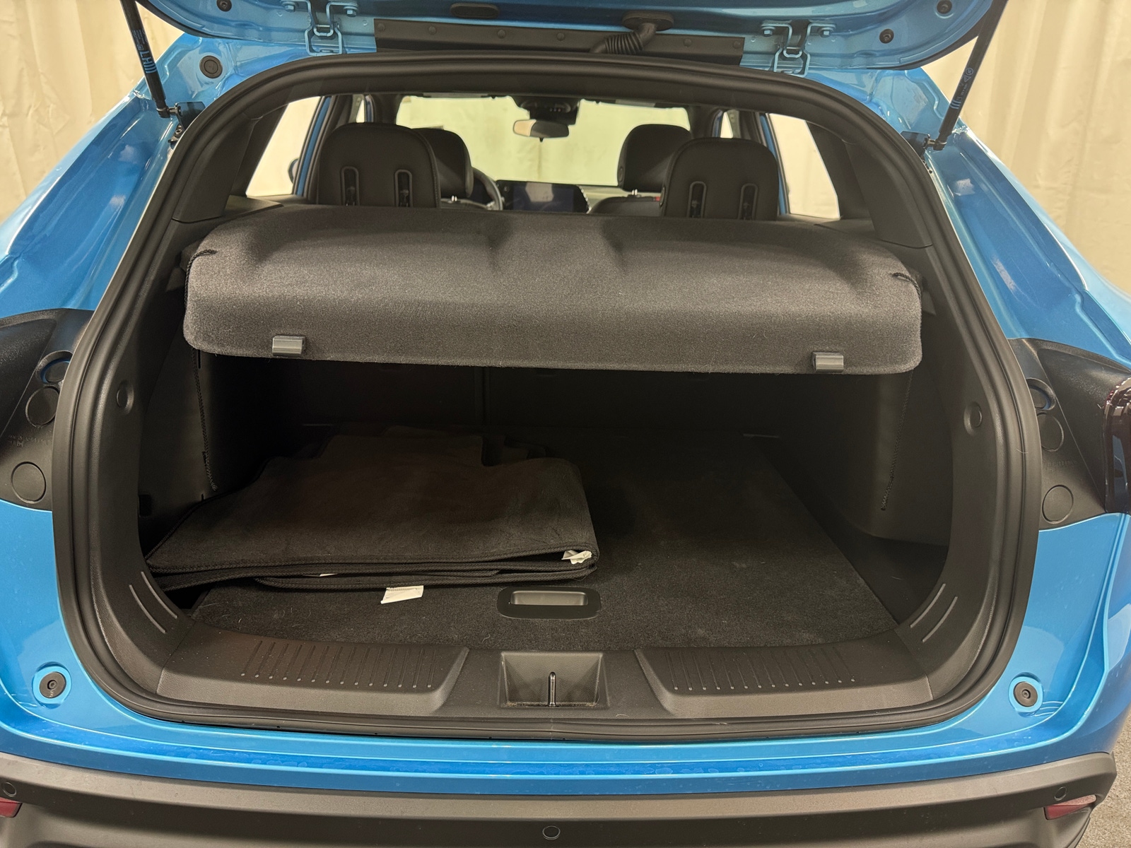Thumbnail: 2025 Chevrolet Trax - 6