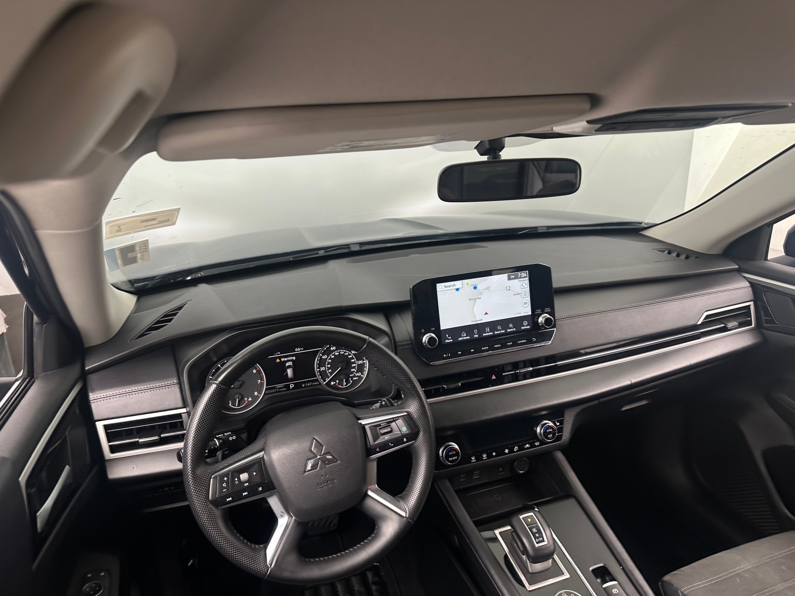 Thumbnail: 2024 Mitsubishi Outlander - 2