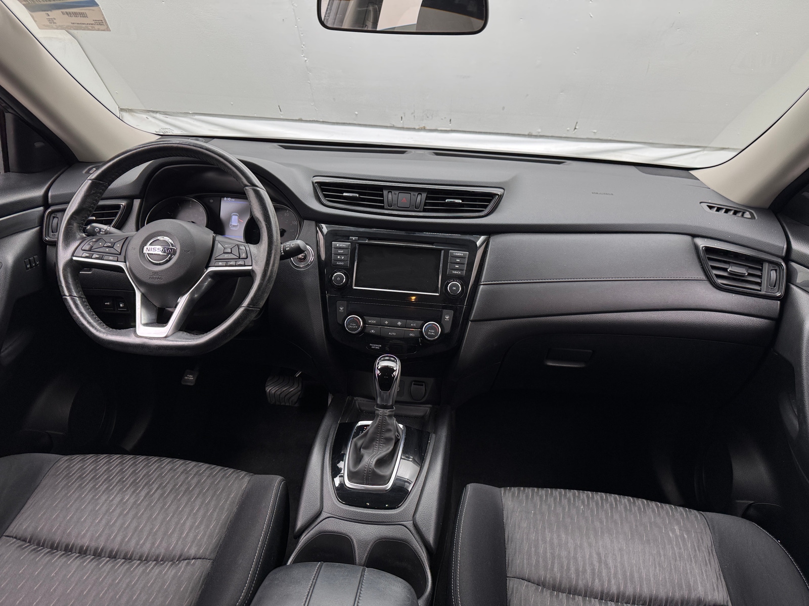 Thumbnail: 2018 Nissan Rogue - 3