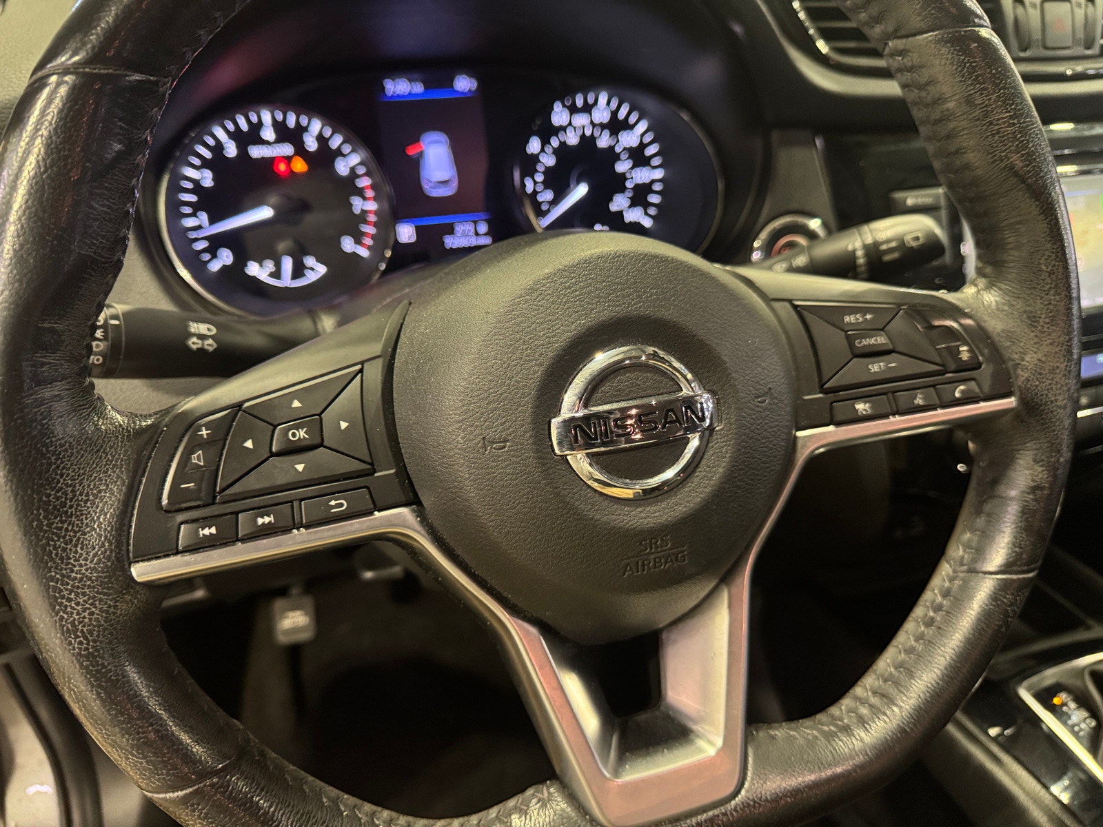 Thumbnail: 2018 Nissan Rogue - 5