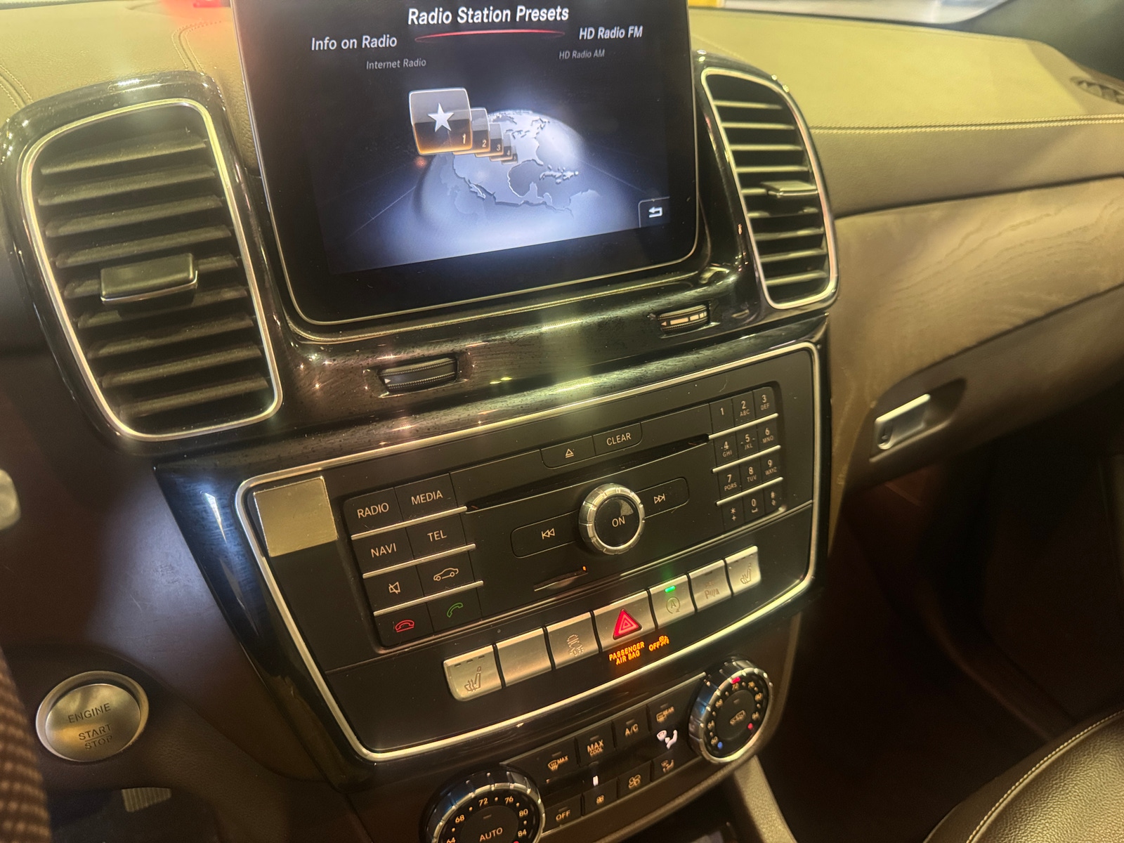 Thumbnail: 2019 Mercedes-Benz GLS - 3