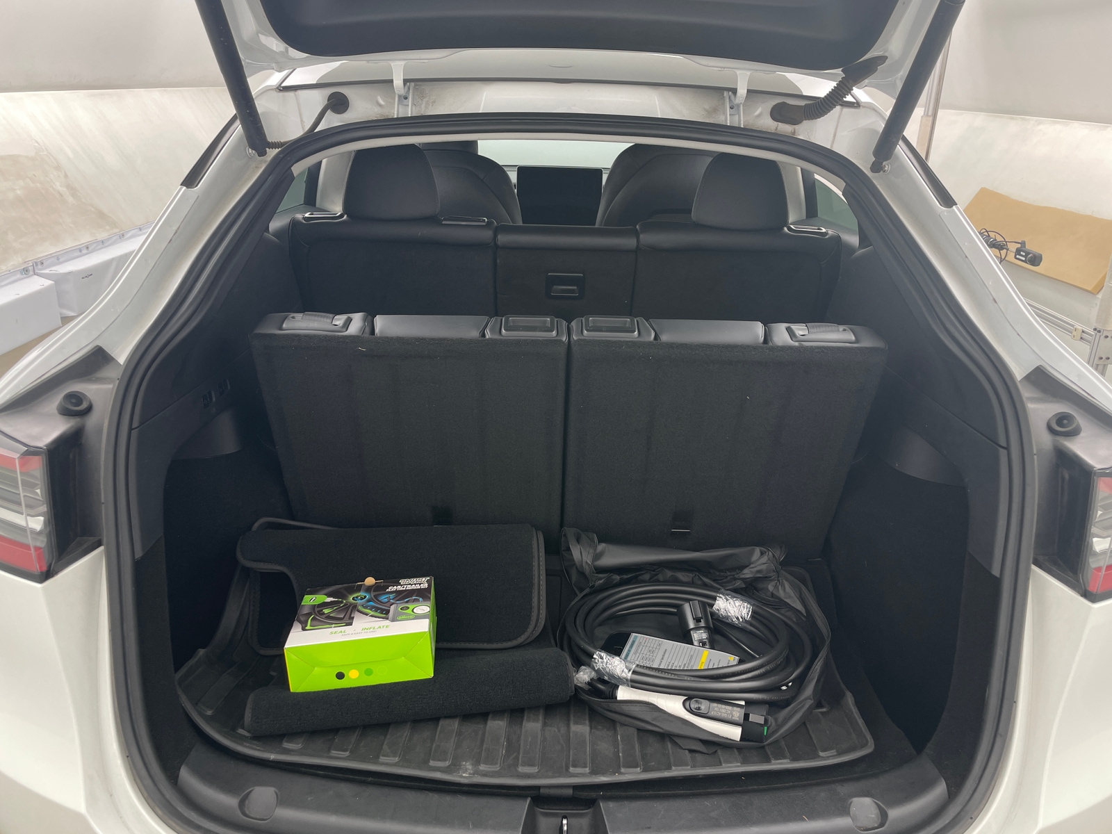 Thumbnail: 2022 Tesla Model Y - 6