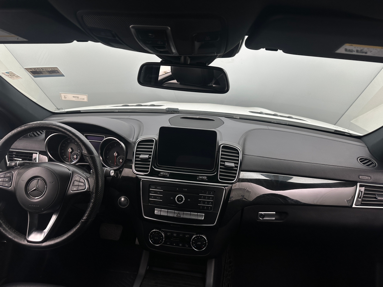 Thumbnail: 2018 Mercedes-Benz GLS - 2