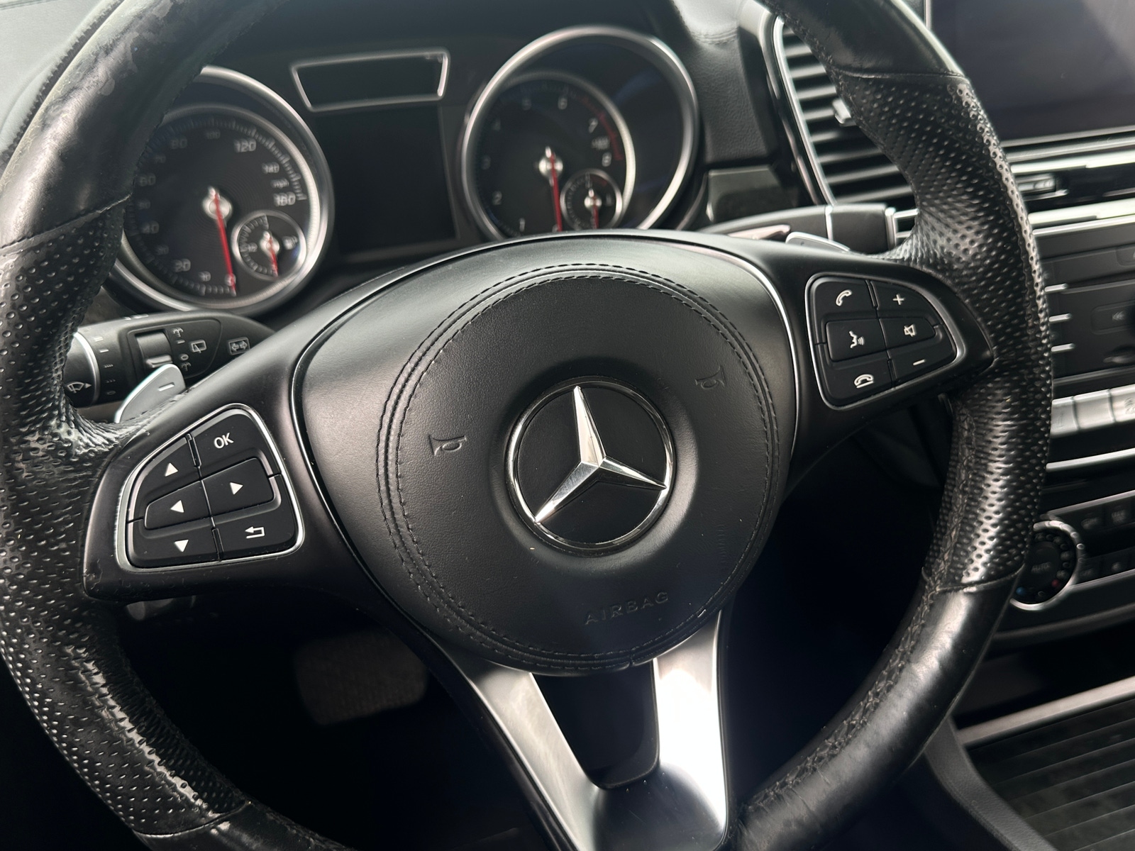 Thumbnail: 2018 Mercedes-Benz GLS - 4