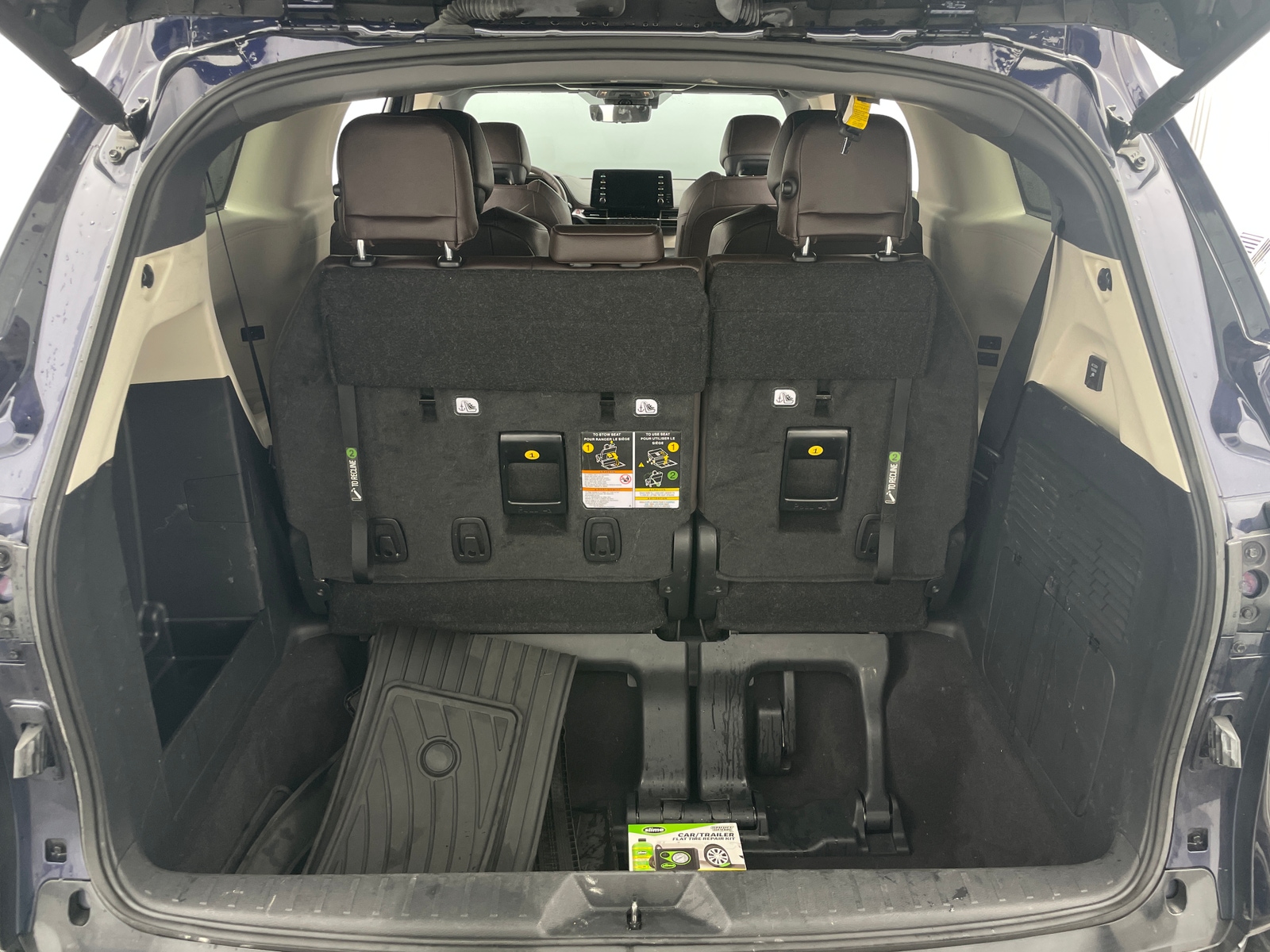 Thumbnail: 2023 Toyota Sienna - 6