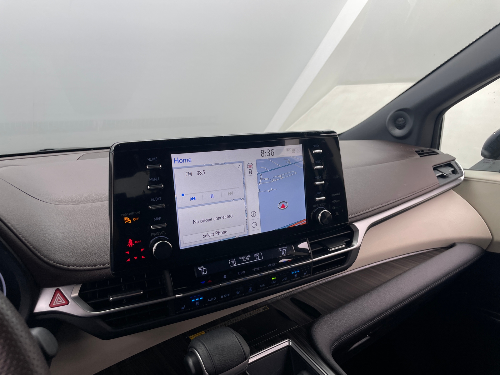 Thumbnail: 2023 Toyota Sienna - 3