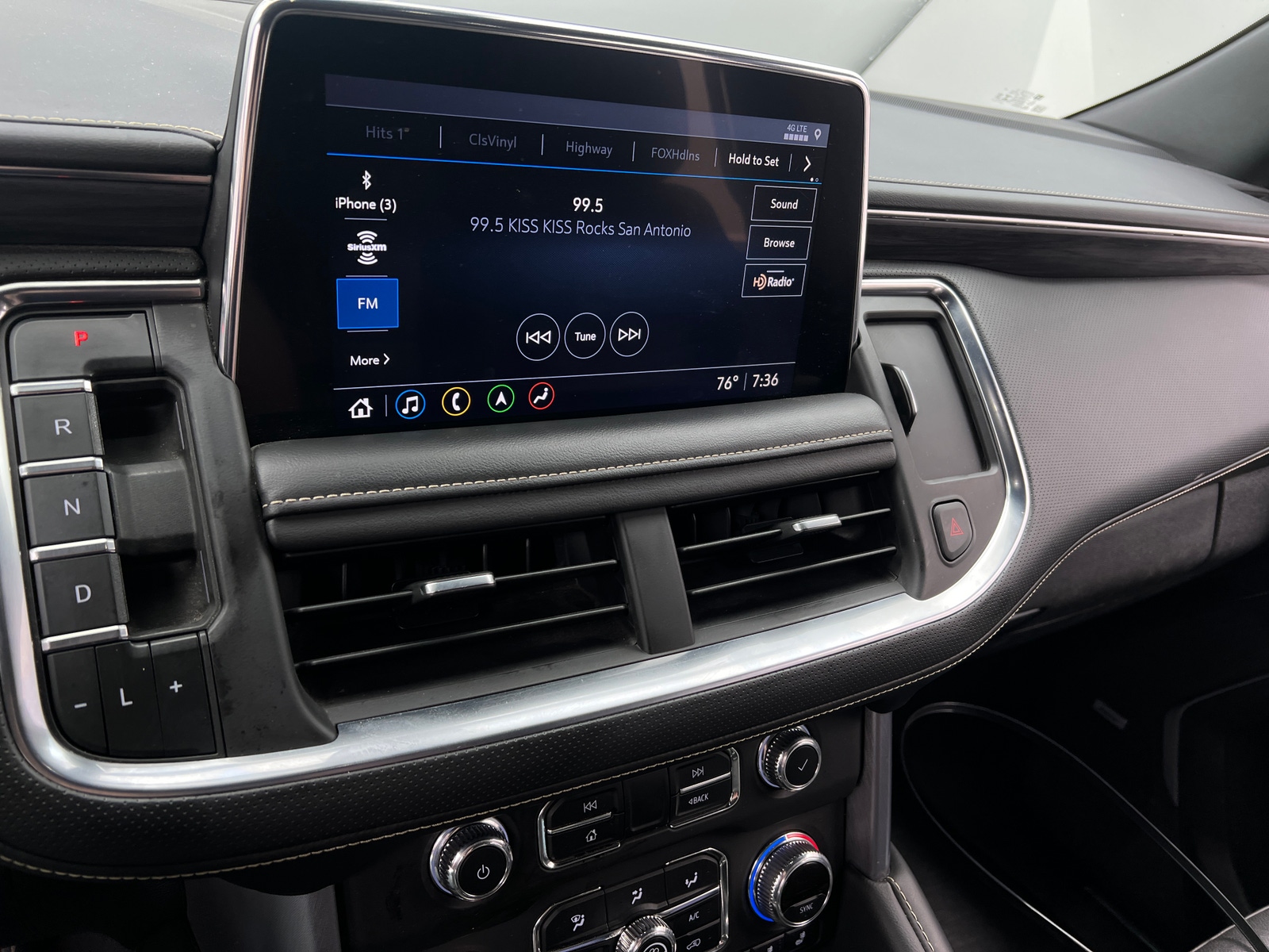 Thumbnail: 2021 GMC Yukon XL - 3