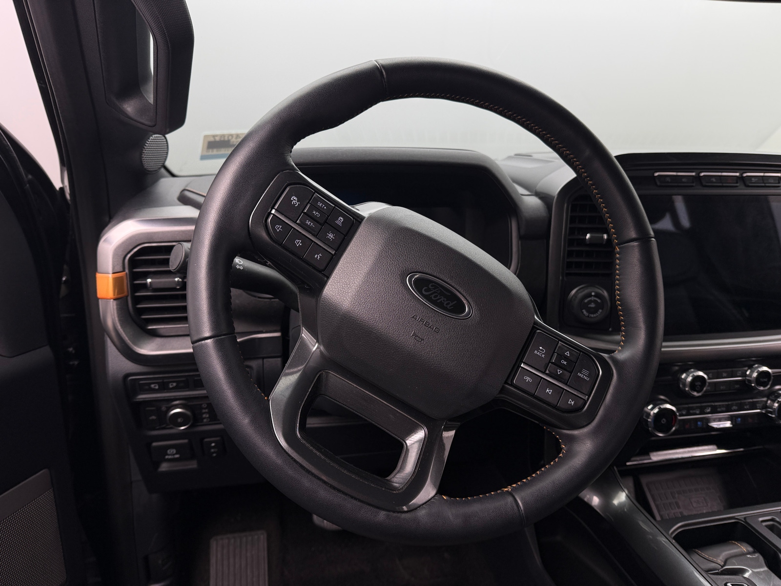 Thumbnail: 2022 Ford Econoline - 5