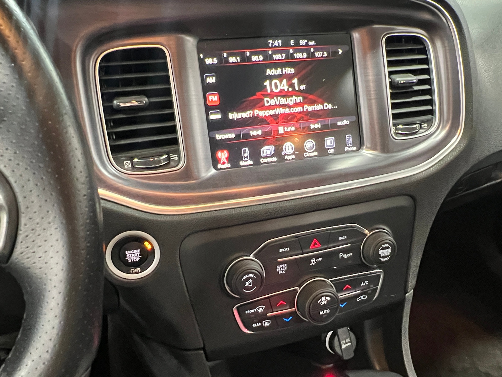 Thumbnail: 2016 Dodge Charger - 4