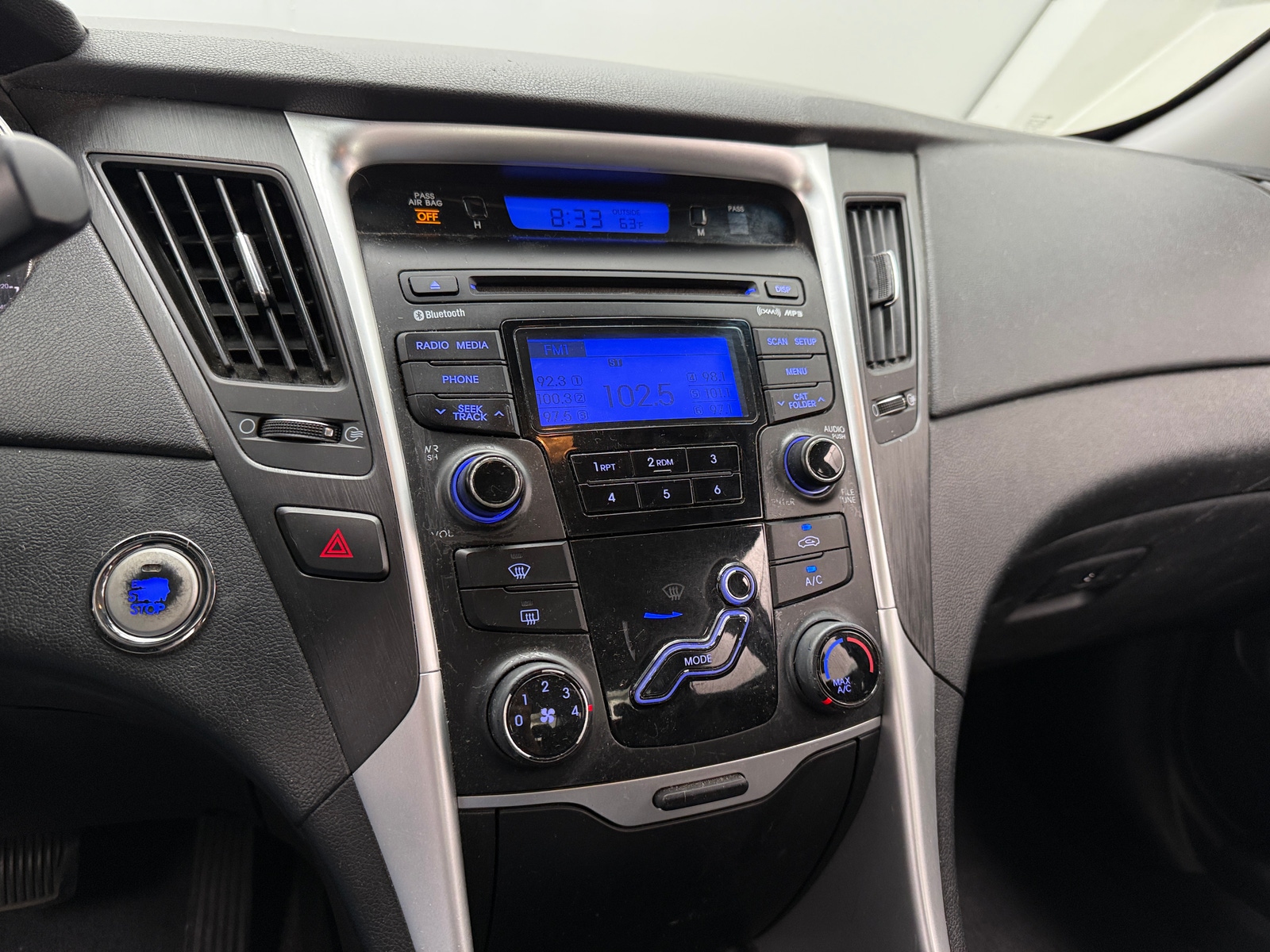 Thumbnail: 2012 Hyundai Sonata - 4