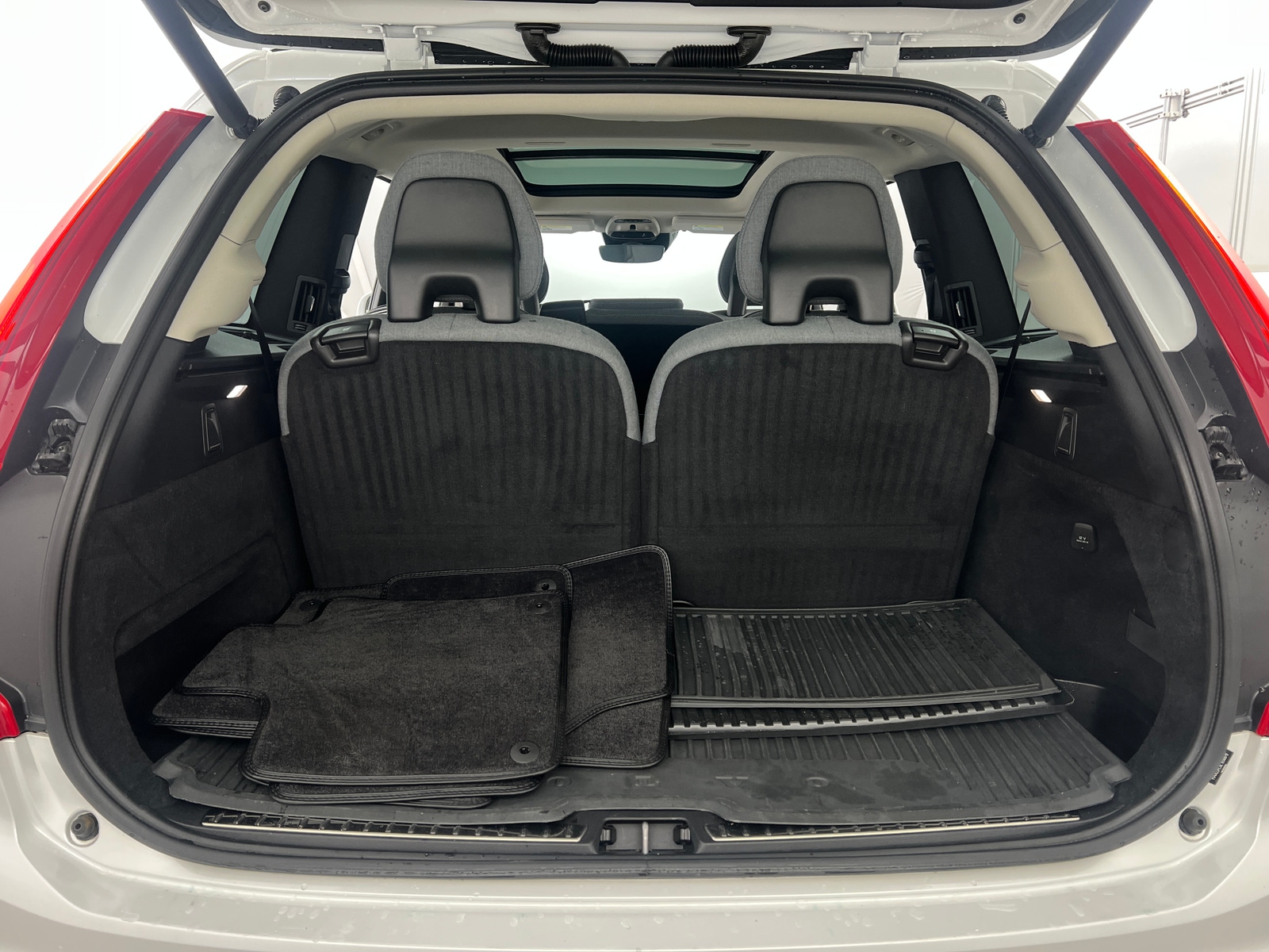 Thumbnail: 2020 Volvo XC90 - 6