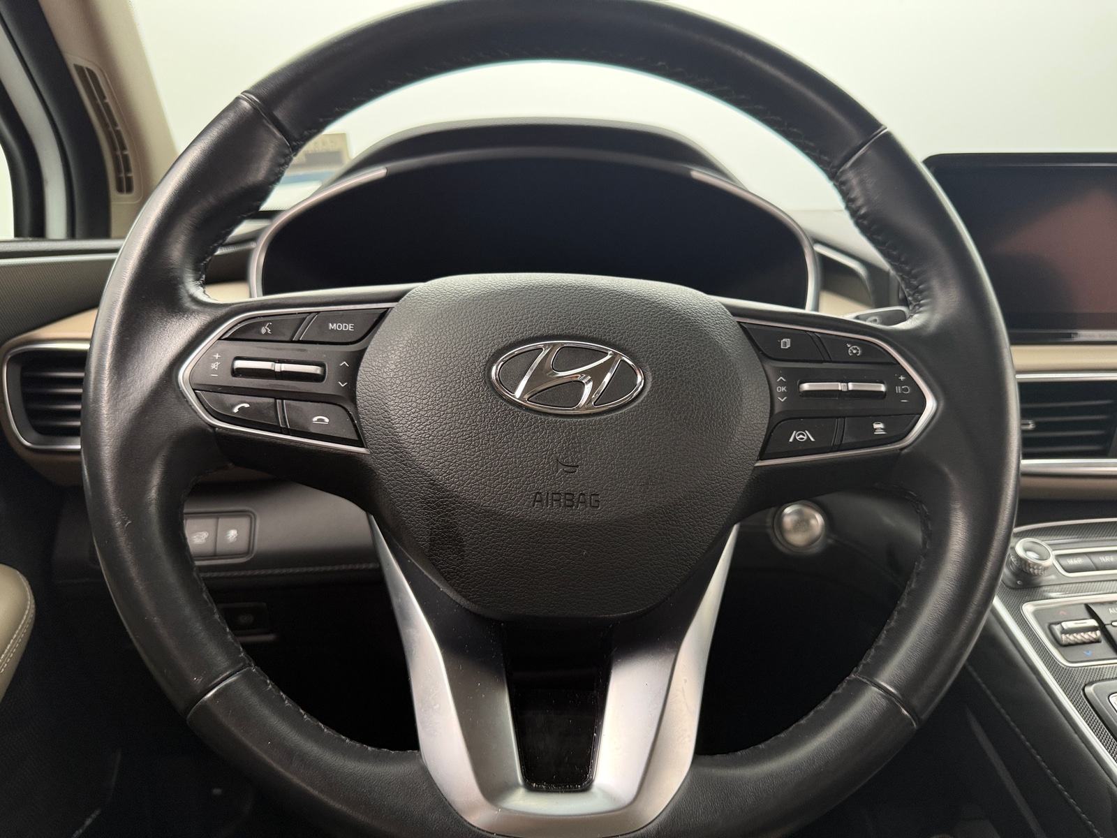 Thumbnail: 2021 Hyundai Santa Fe - 4
