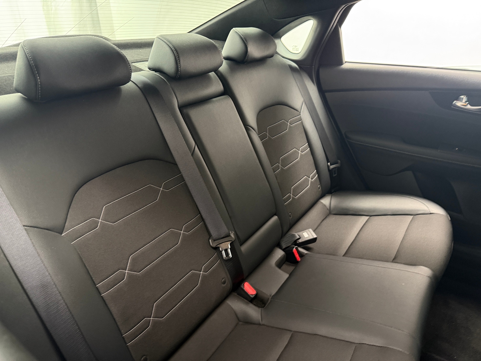 Thumbnail: 2022 Kia Forte - 6