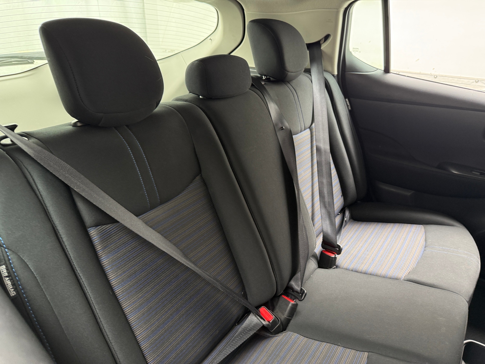 Thumbnail: 2025 Nissan Leaf - 6