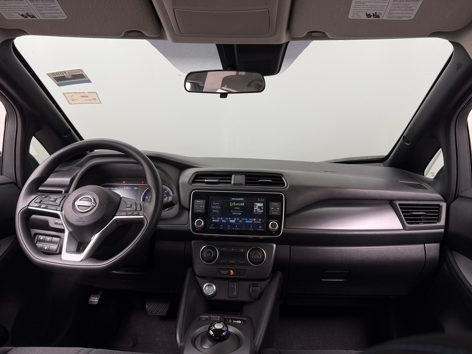 Thumbnail: 2025 Nissan Leaf - 3