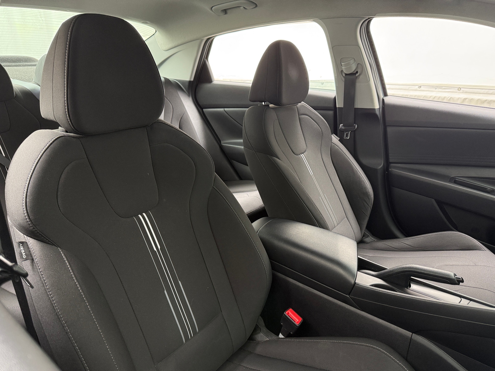 Thumbnail: 2021 Hyundai Elantra - 2