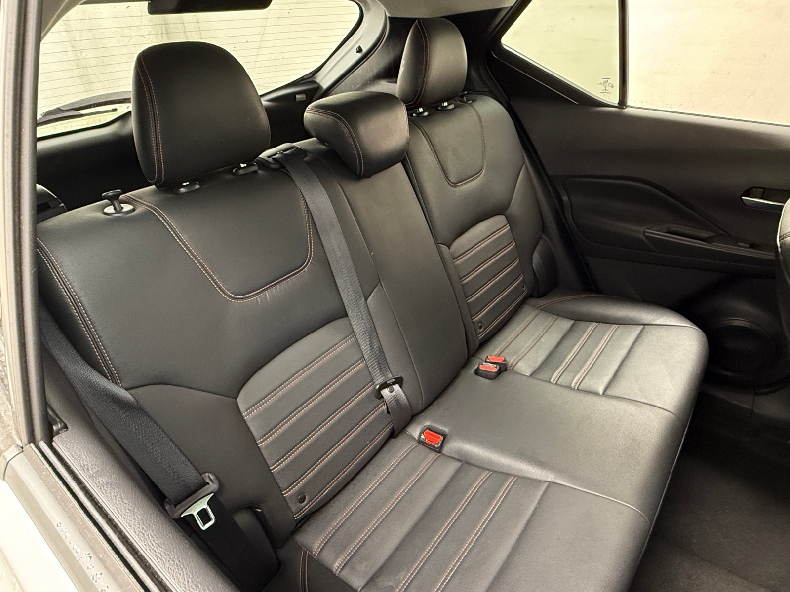 Thumbnail: 2019 Nissan Kicks - 6