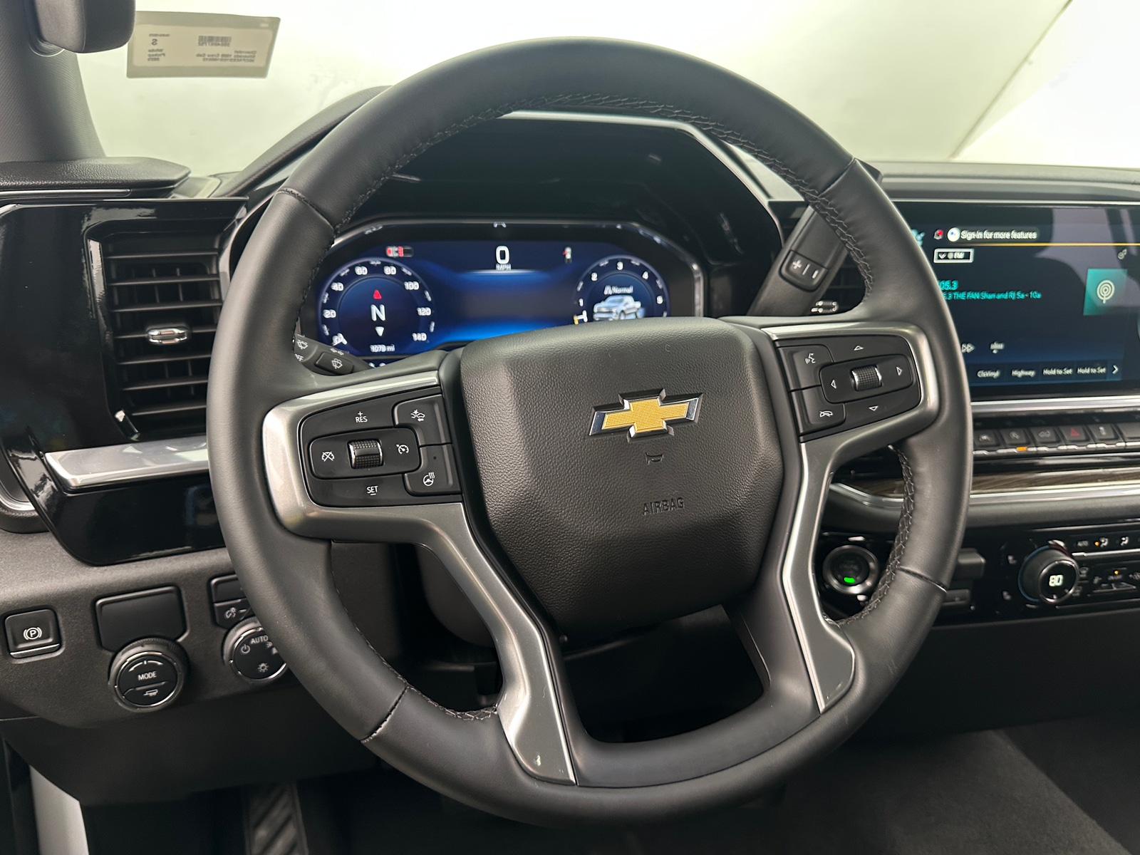 Thumbnail: 2025 Chevrolet Silverado 1500 - 5