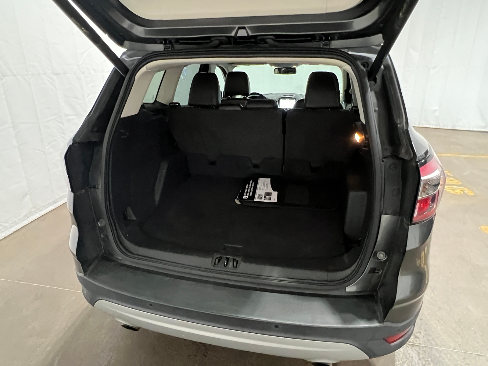 Thumbnail: 2017 Ford Escape - 6