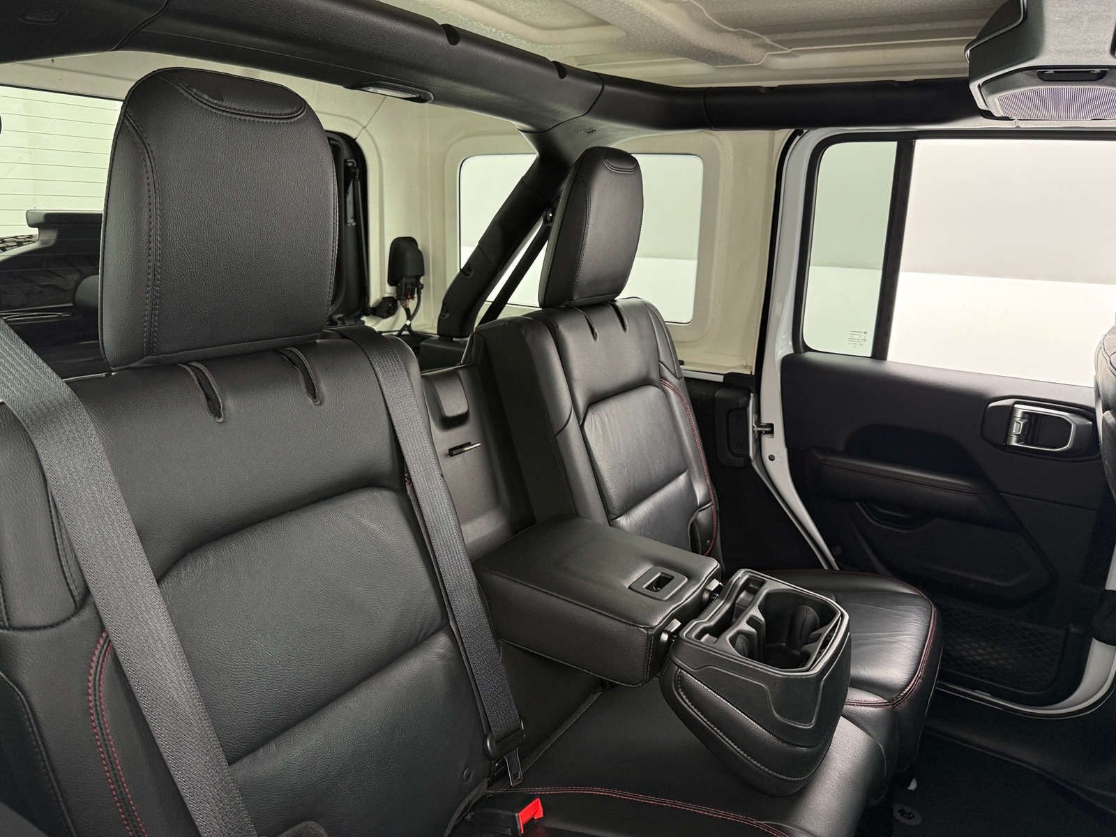 Thumbnail: 2018 Jeep Wrangler - 5