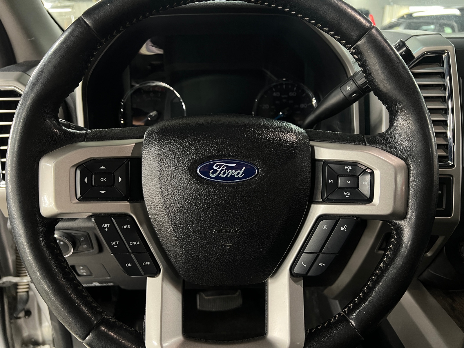 Thumbnail: 2017 Ford Econoline - 4