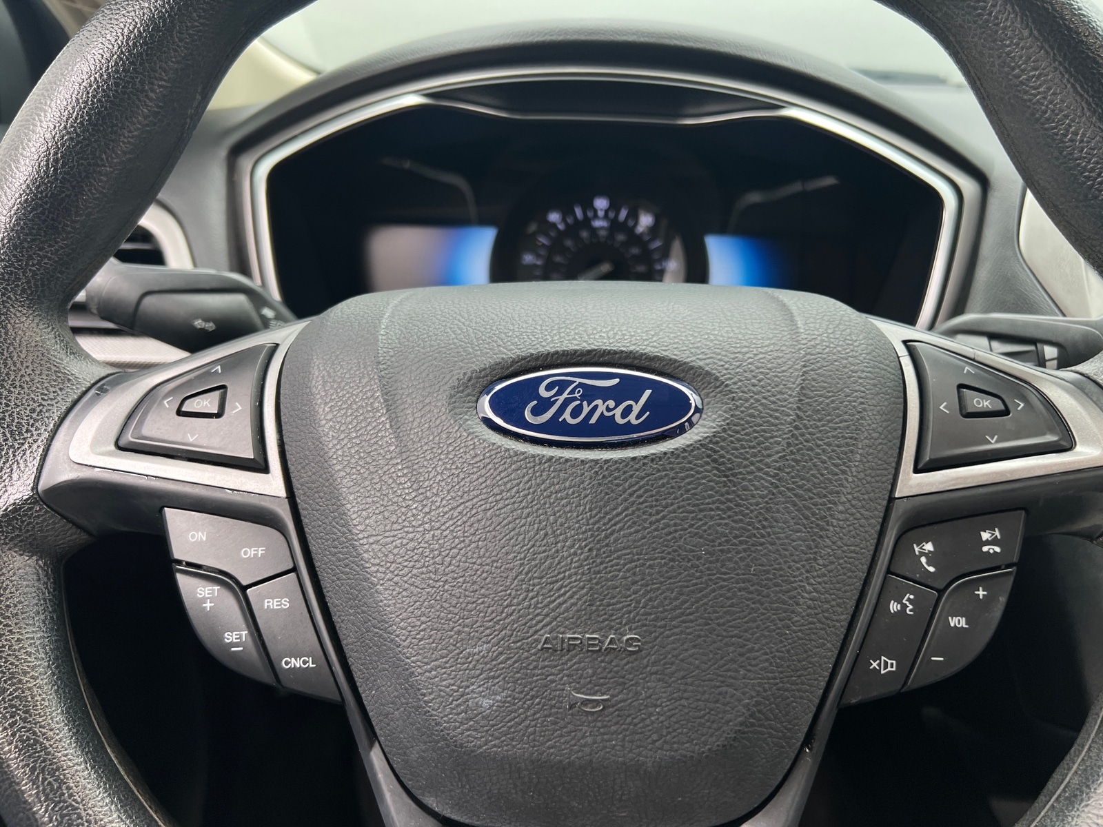 Thumbnail: 2017 Ford Fusion - 5