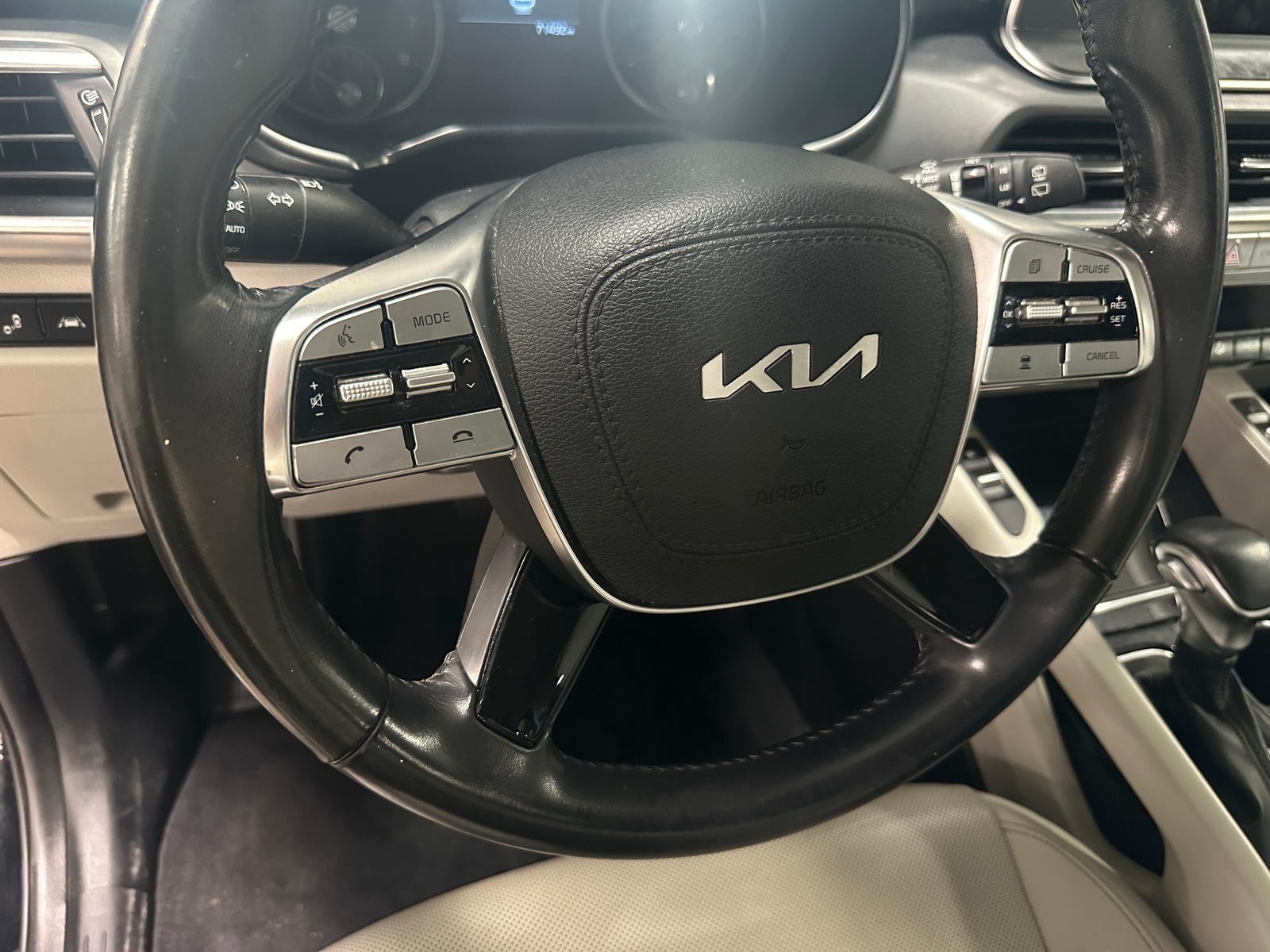 Thumbnail: 2022 Kia Telluride - 4