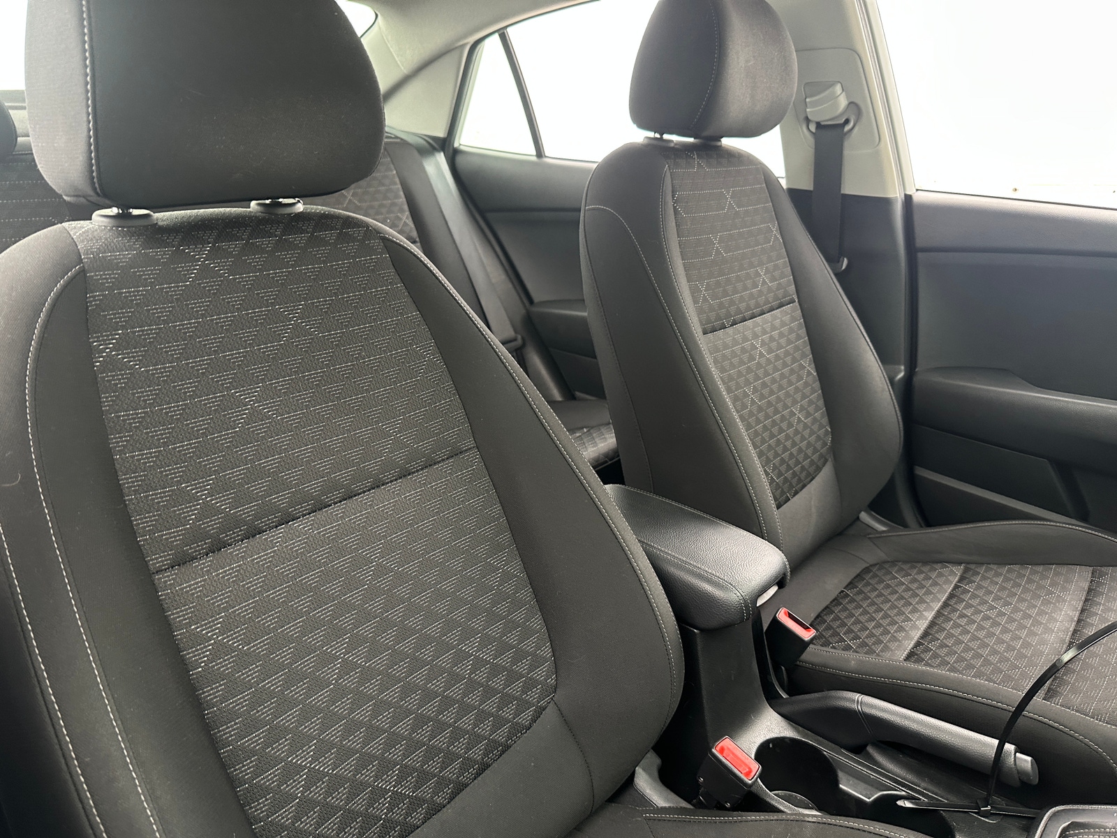 Thumbnail: 2021 Kia Rio - 2