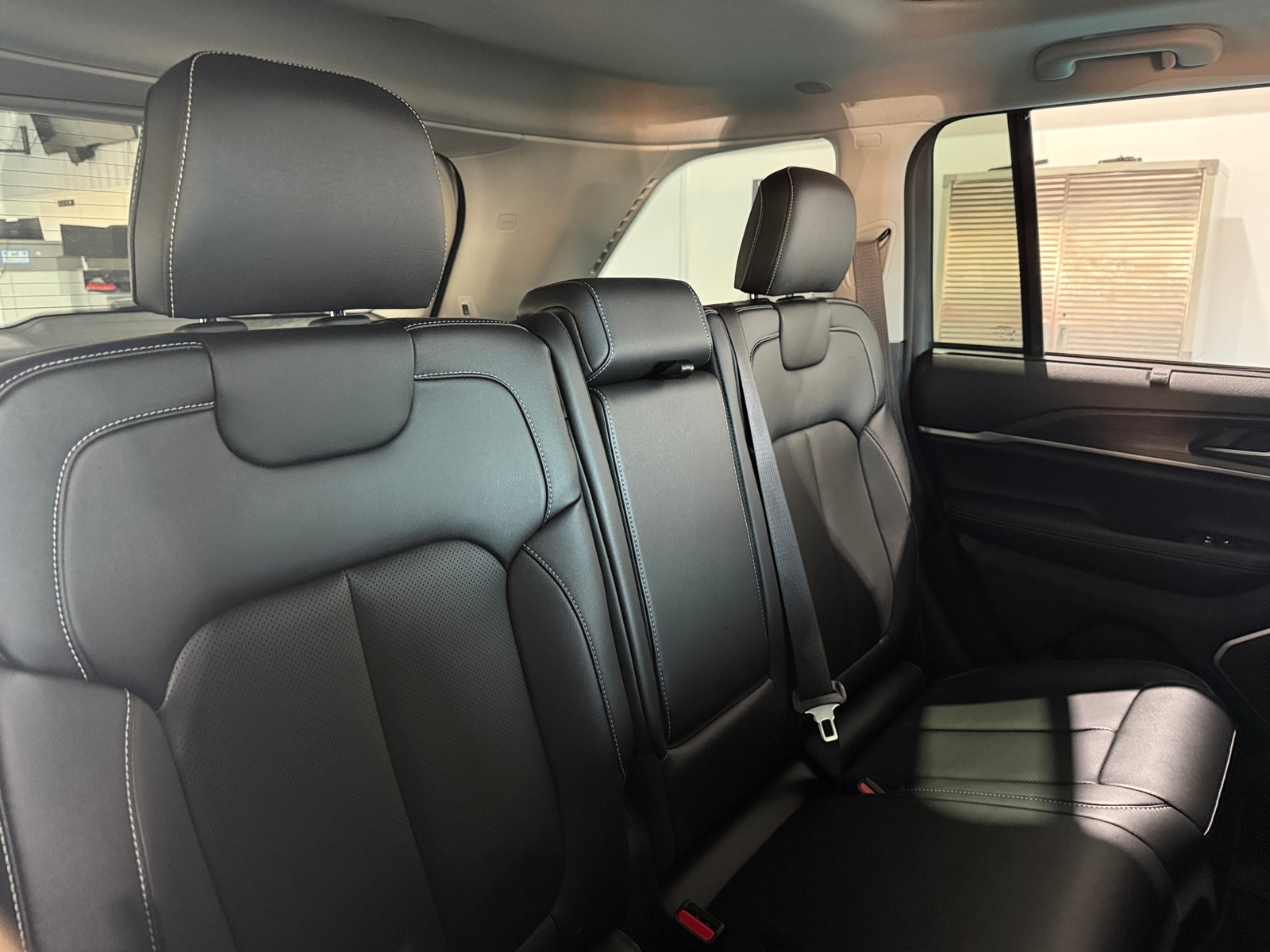 Thumbnail: 2023 Jeep Grand Cherokee - 5