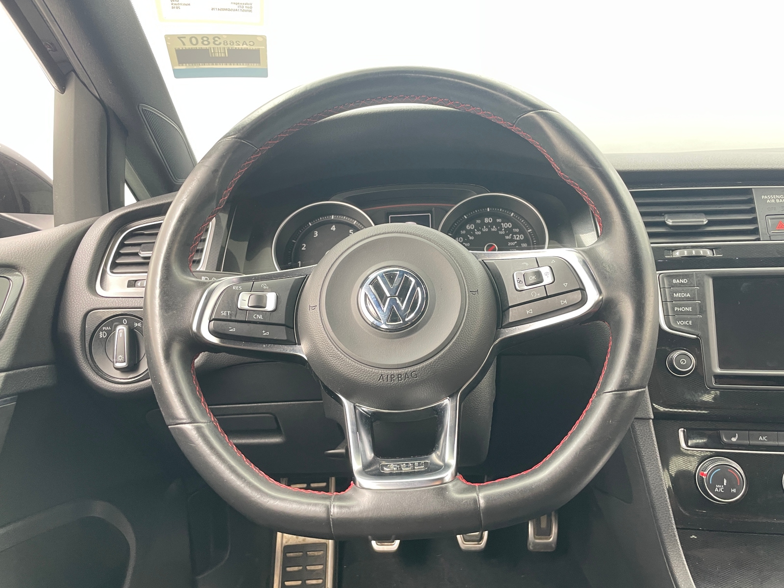 Thumbnail: 2016 Volkswagen Golf - 5